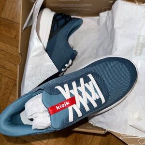 New Kizik Kids Blue Sneakers